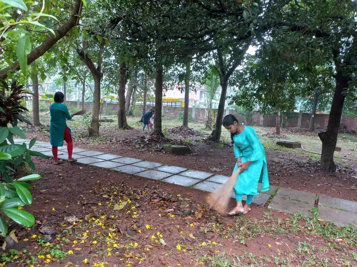 Nivedita Balaga photo 7