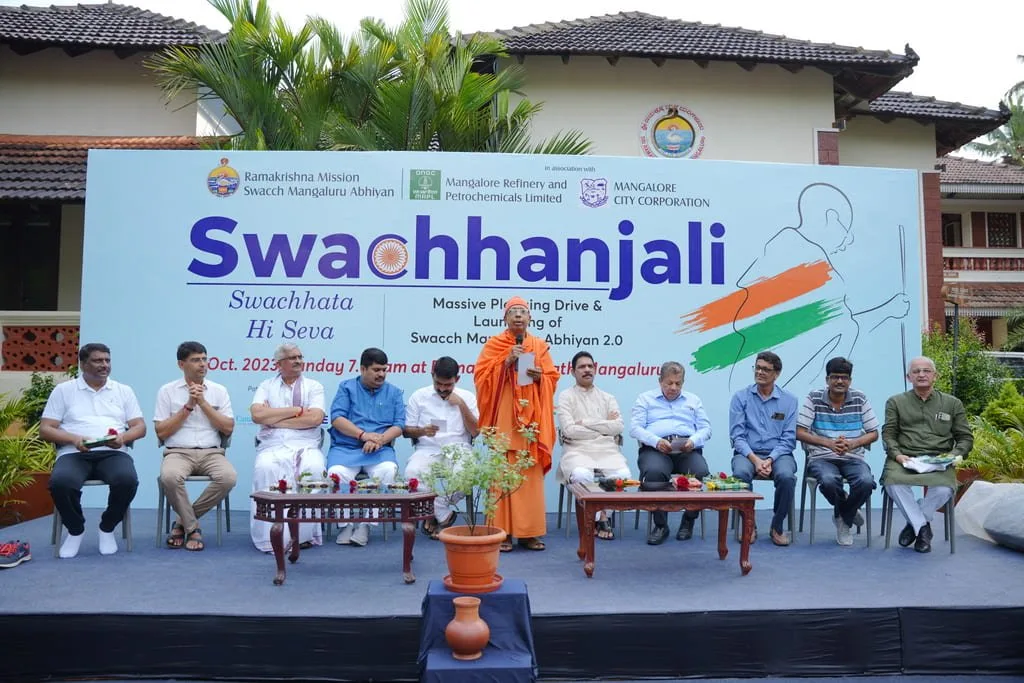 Swacch Mangaluru for Swacch Bharat Shramadans photo 3