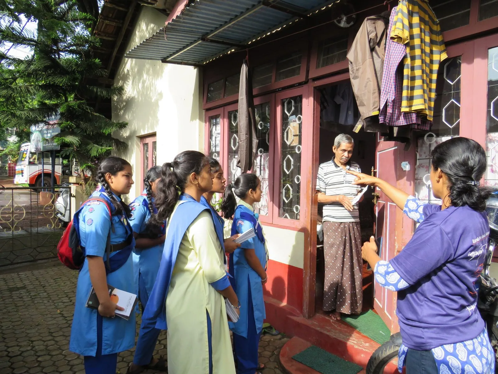 Swacchata Jagriti Jan Sampark Abhiyan photo 8